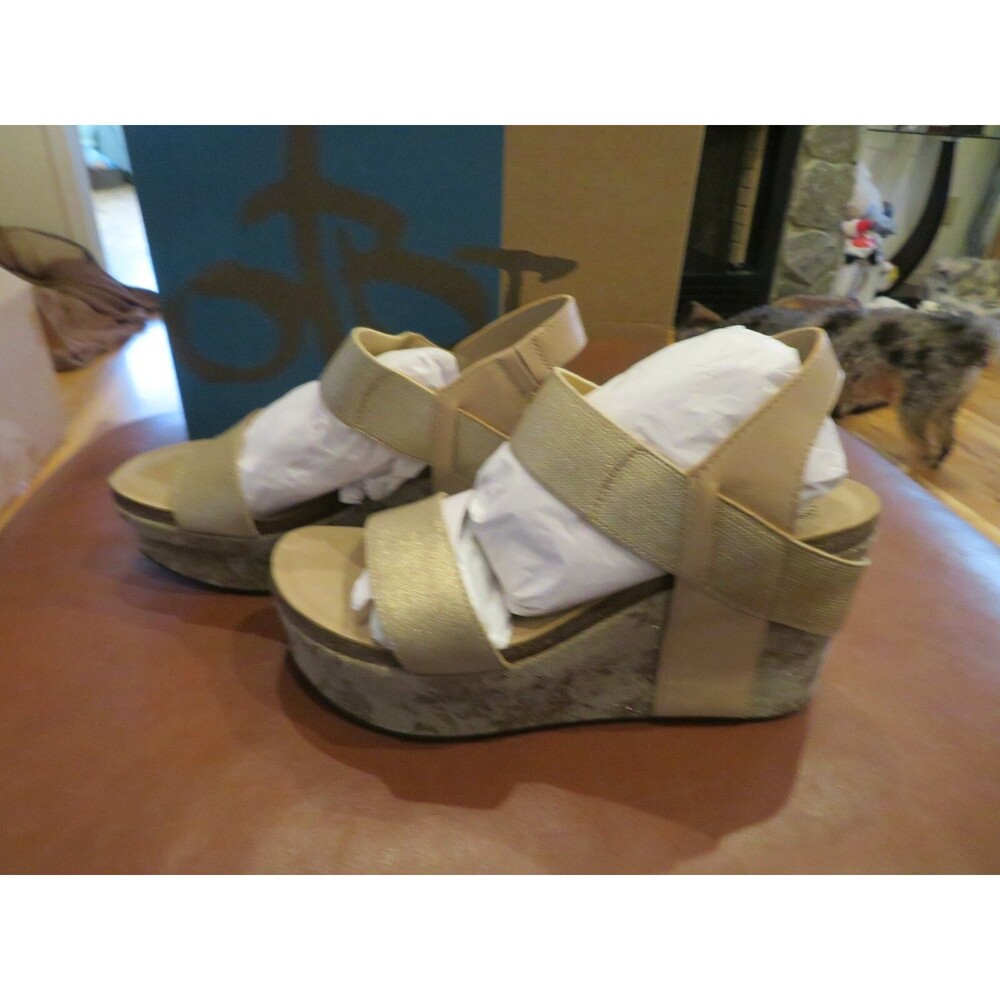 NWT Womens Mid Taupe Brown OTBT Bushnell Heels, 10